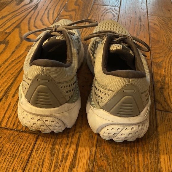 Brooks Adrenaline GTS 22 - Grey - Picture 4 of 4